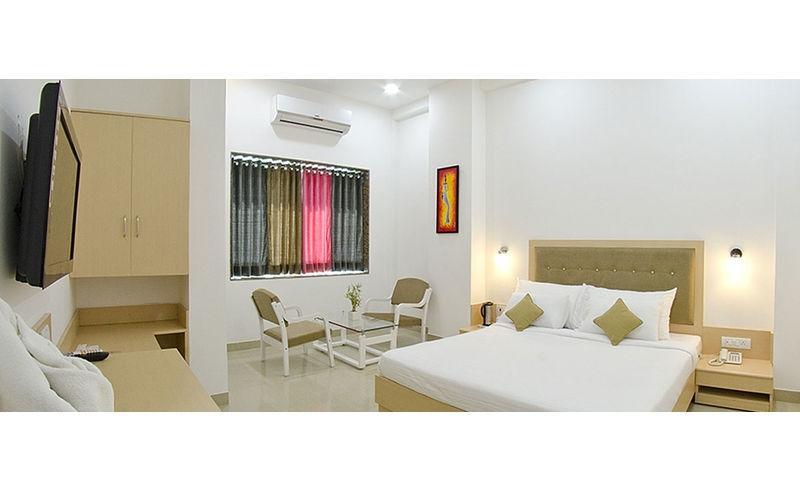 Jk Rooms 109 Hotel Mayur Nagpur Exteriör bild