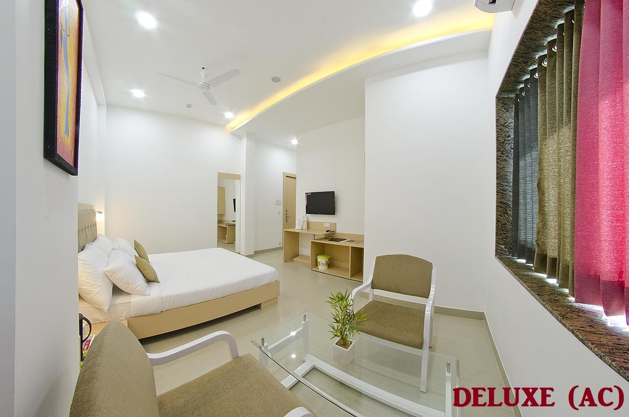 Jk Rooms 109 Hotel Mayur Nagpur Exteriör bild
