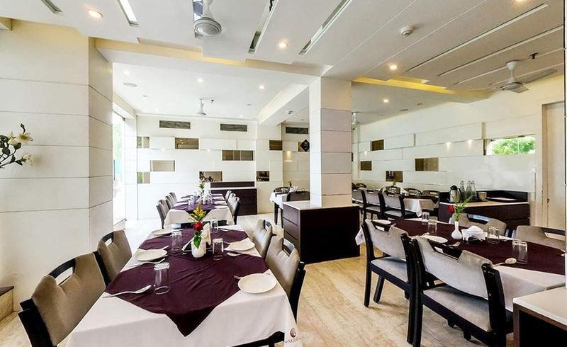 Jk Rooms 109 Hotel Mayur Nagpur Exteriör bild