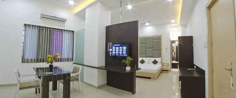 Jk Rooms 109 Hotel Mayur Nagpur Exteriör bild